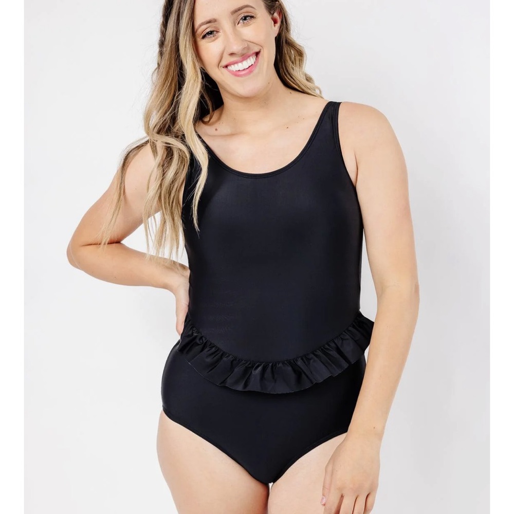 Kortni jeane swimsuit